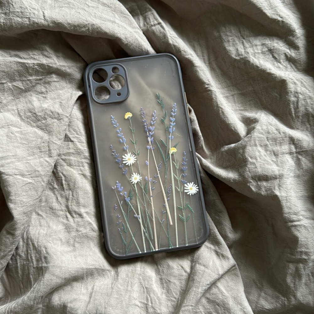 Iphone 11 pro max case with florals
